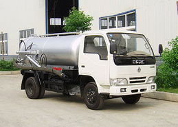 程力 東風(fēng)寬金霸吸污車